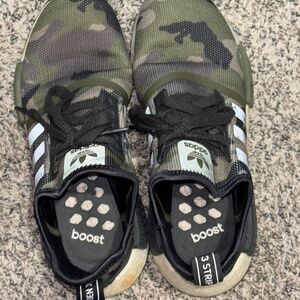 WW WELL WORN ADIDAS WOMENS ATHLETIC WEAR SHOES